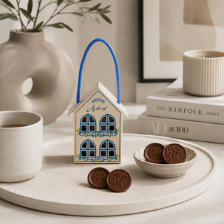 Audrey’s Milk Chocolate Buttons 80g – Valrhona Chocolate Gift