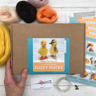 Berlin & Bath Fluffy Ducks Needle Felting Kit – Make 2 Wool Ducks – Craft Kit for Adults & Teens