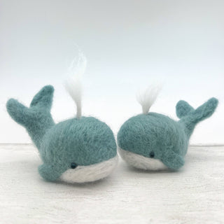 Bergin & Bath Whales Needle Felting Kit for Beginners – Make Two Wool Whales