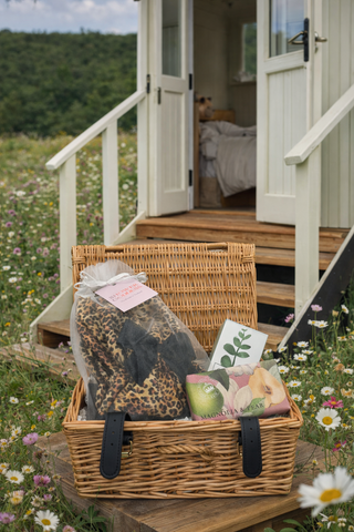 Deluxe Pamper Hamper – Luxury Self-Care Gift Set