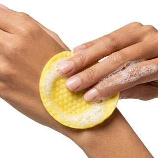 Plantifique Kojic Acid Cleansing Pads | Vegan Glow Pads | Pangolins