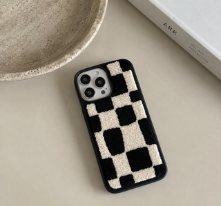 Phone Case iPhone | Silicone + MagSafe | Mono Tufted Art