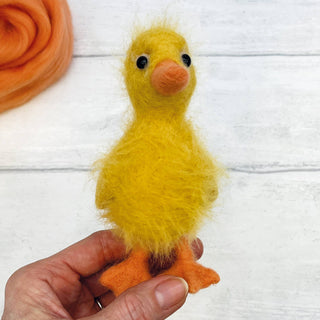Berlin & Bath Fluffy Ducks Needle Felting Kit – Make 2 Wool Ducks – Craft Kit for Adults & Teens