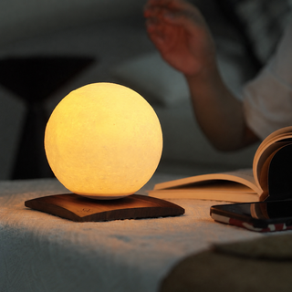 Gingko Smart LunaSpin Moon Lamp 18cm – Walnut