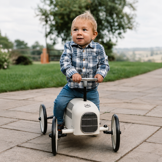 Vilac Vintage Metal Ride-On Car – Bone