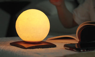 Smart LunaSpin Lamp – Floating Moon Light (180mm)