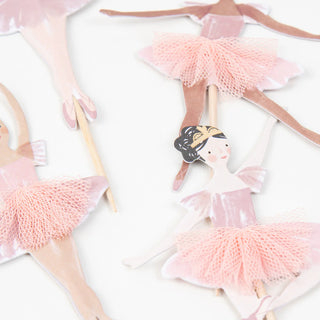 Meri Meri Ballerina Cupcake Kit – 24 Toppers
