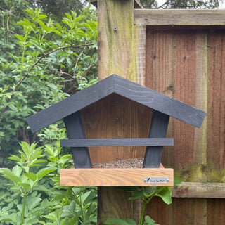Stylish Hanging Bird Feeder