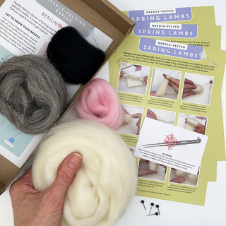 Bergin & Bath Lamb Needle Felting Kit – Makes 2 Sheep – Beginners Craft Kit