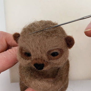 Berlin & Bath Sloth Needle Felting Kit for Beginners – Natural Wool Craft Kit for Adults & Teens