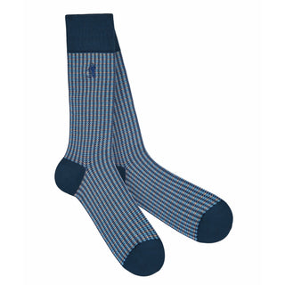 Blue multi-colour houndstooth socks in Scottish Lisle cotton shown as a single pair with mid-calf length