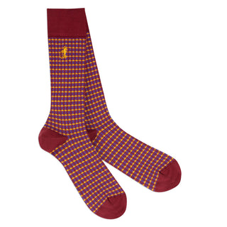 Red and yellow houndstooth socks in Scottish Lisle cotton shown as a single pair with mid-calf length
