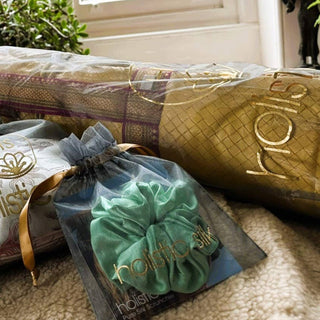 Holistic Silk Lavender Yoga Rug Mat – Non-Slip Eco Fleece Tan